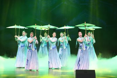 大地情深暖灣區(qū)，群眾文藝綻芳華 —— 記全國優(yōu)秀群眾文藝作品示范性巡演深圳專場(chǎng)